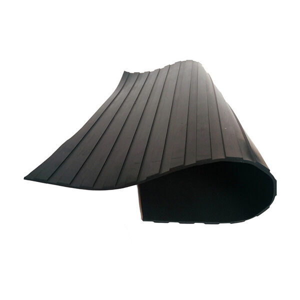 Flat ribbed rubber mat